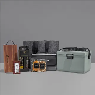 Trailside Treasure Hamper