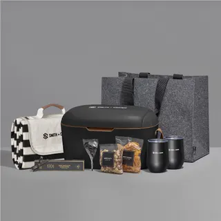 Outdoor Indulgence Hamper