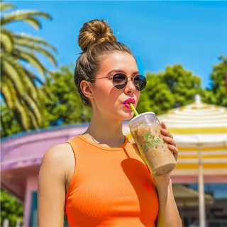 Mina Plastic Tumbler and Straw - 550ml